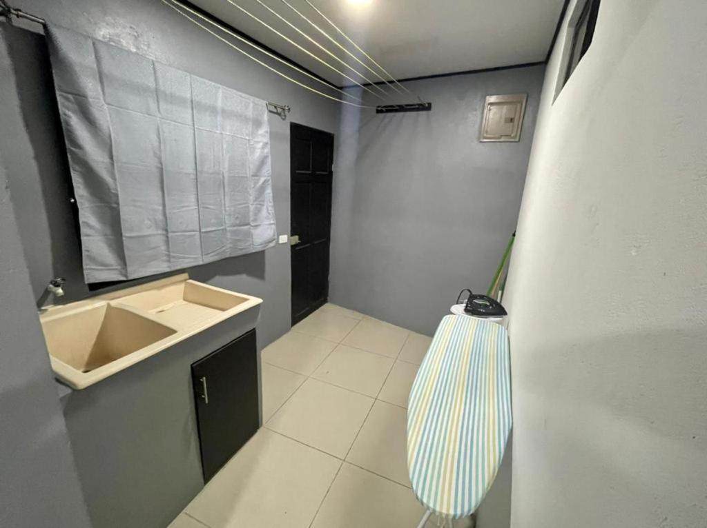 Apartamentos Cielo #1, Airport Juan Santamaria Alajuela Exteriör bild